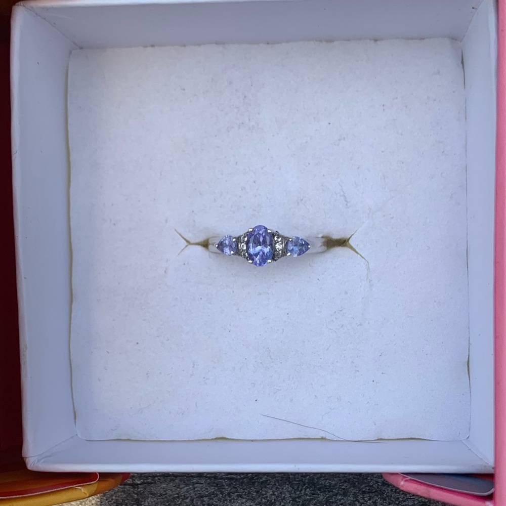 Genuine tanzanite sterling silver ring 925